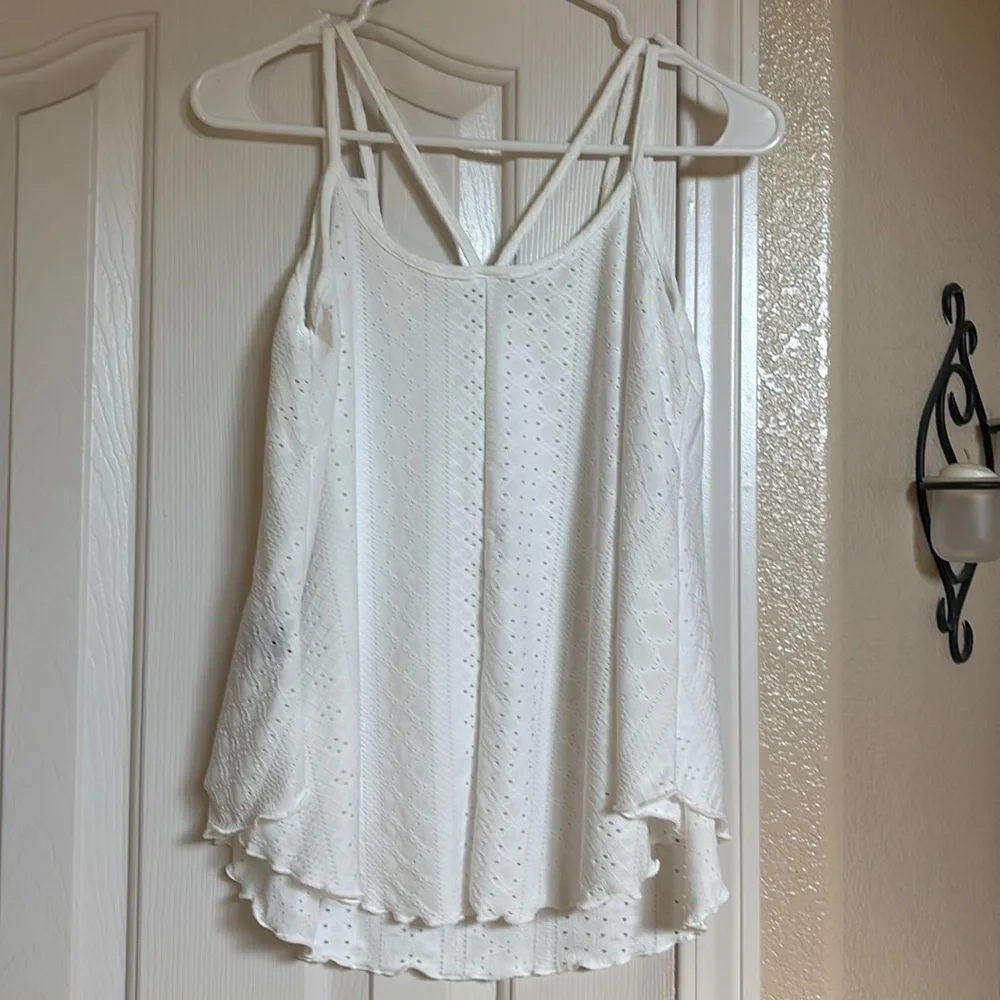 White Lace Women's Top paired denim low rise shorts outfit bundle. - Picture 5 of 5